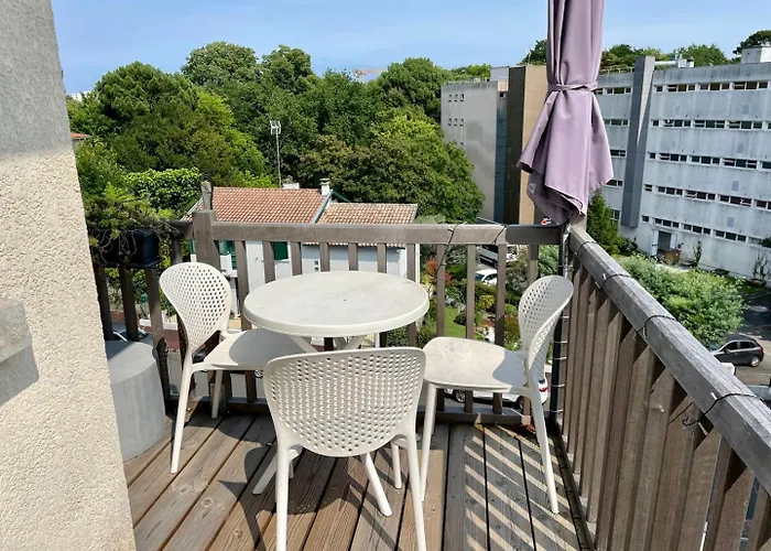 St Ferdinand Apartment *